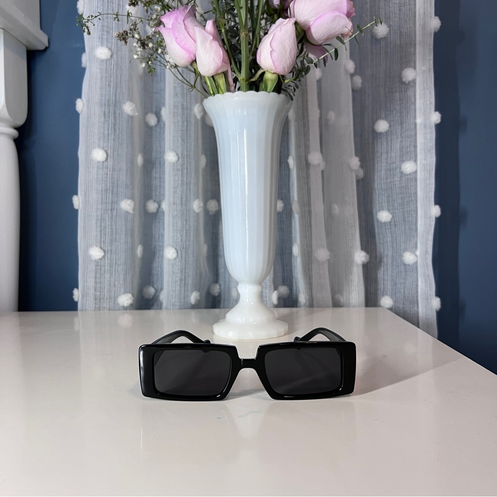 Rectangular Black Sunglasses - Picture 6 of 6